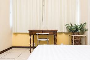 Studio Djalma Ulrich 49 - 100B Apartment 1