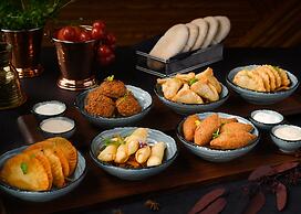 Centara West Bay Hotel & Residences Doha