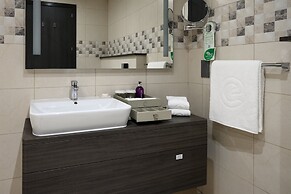 Centara West Bay Hotel & Residences Doha