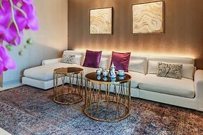 Centara West Bay Hotel & Residences Doha