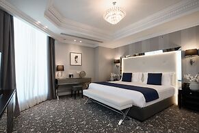 Centara West Bay Hotel & Residences Doha