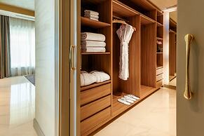 Centara West Bay Hotel & Residences Doha