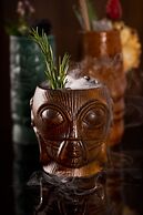 Centara West Bay Hotel & Residences Doha