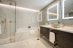 Centara West Bay Hotel & Residences Doha