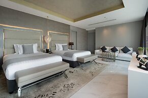 Centara West Bay Hotel & Residences Doha