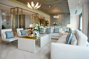 Centara West Bay Hotel & Residences Doha