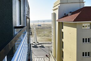 16 Maestro Apartment