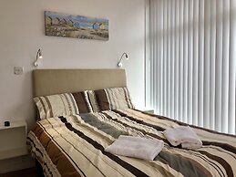 Empress Select Holiday Flats