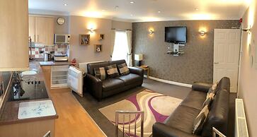 Empress Select Holiday Flats