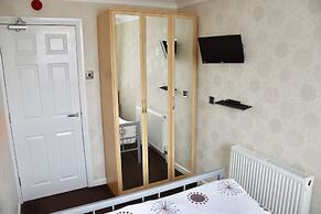 Empress Select Holiday Flats