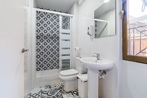 AYZ Ulises - Auto check-in property