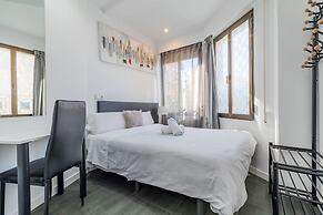 AYZ Ulises - Auto check-in property