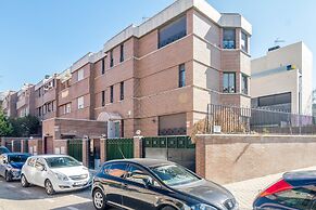 AYZ Ulises - Auto check-in property