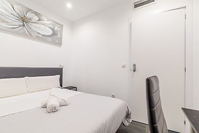 AYZ Ulises - Auto check-in property