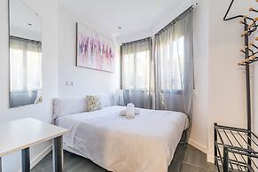 AYZ Ulises - Auto check-in property