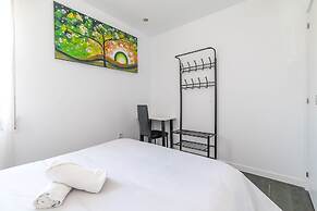 AYZ Ulises - Auto check-in property