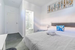 AYZ Ulises - Auto check-in property