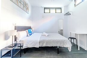 AYZ Ulises - Auto check-in property