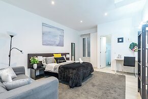 AYZ Juan de Mena - Auto check-in property