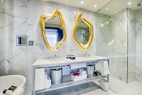 Monsieur Jean, Vieux Québec