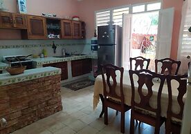 Hostal Dianelys - Hostel