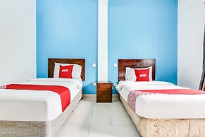 OYO 89571 Eco Palace Hotel