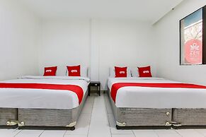 OYO 89571 Eco Palace Hotel