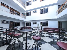 OYO 89571 Eco Palace Hotel