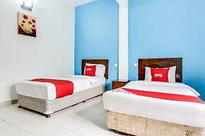 OYO 89571 Eco Palace Hotel