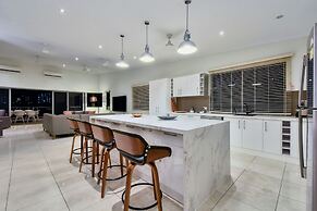 Darwin City Lights Jacuzzi