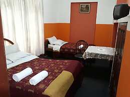Hostal Castel WL