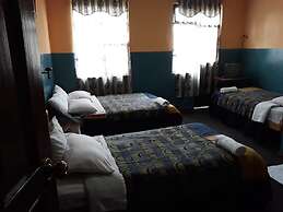 Hostal Castel WL