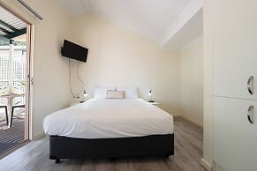 Highway 1 Holiday & Lifestyle Park