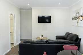 Highway 1 Holiday & Lifestyle Park