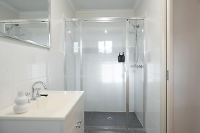 Highway 1 Holiday & Lifestyle Park