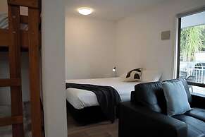 Highway 1 Holiday & Lifestyle Park