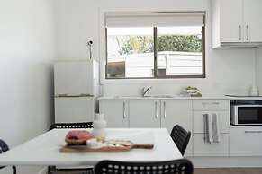 Highway 1 Holiday & Lifestyle Park