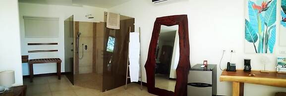 Cocobolo Beach Boutique Hotel