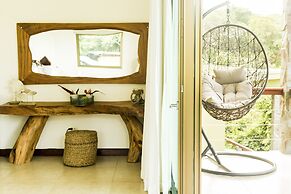 Cocobolo Beach Boutique Hotel