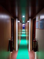 El Nido Ocean Suite Floating Hotel