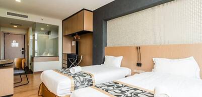 Roxy Hotel and Apartments