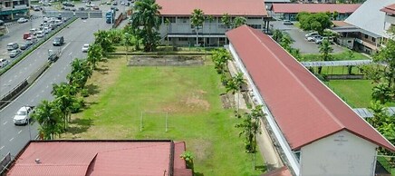 Roxy Hotel and Apartments