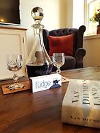 Lythgo's Row Colonial Cottages