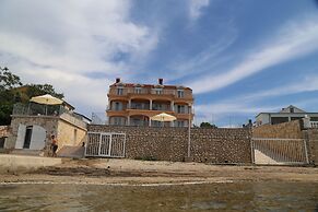 mk apartments nin