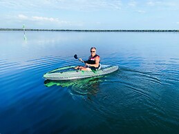 Coomera Houseboat Holidays