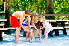 Coomera Houseboat Holidays