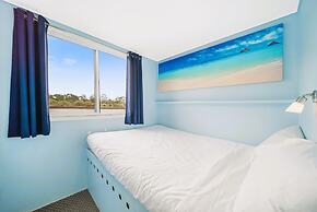 Coomera Houseboat Holidays