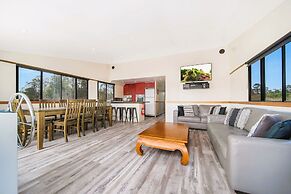 Coomera Houseboat Holidays