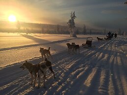 Hotelli Ujevaara