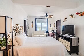 Coconut Palms Inn On The Beach
